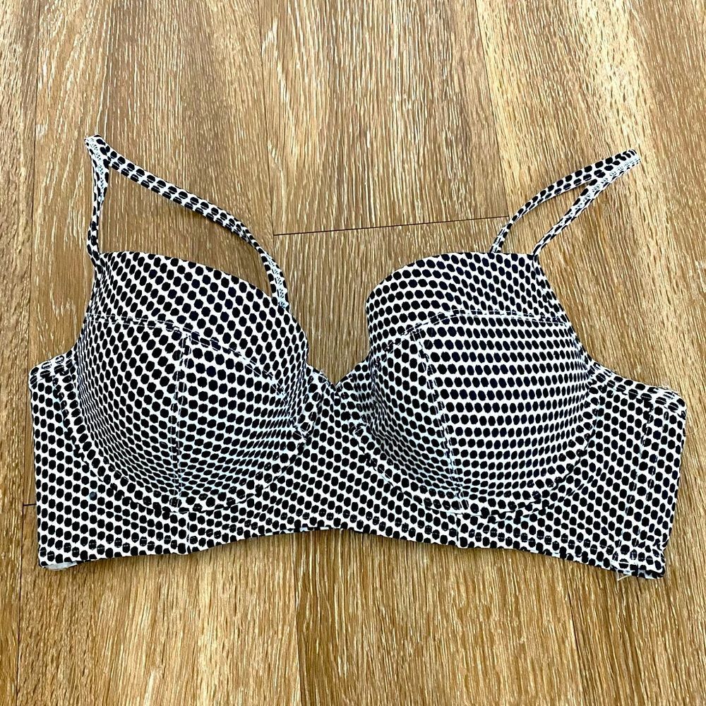 Old Navy Balconette Top, Sz Large: Black & white